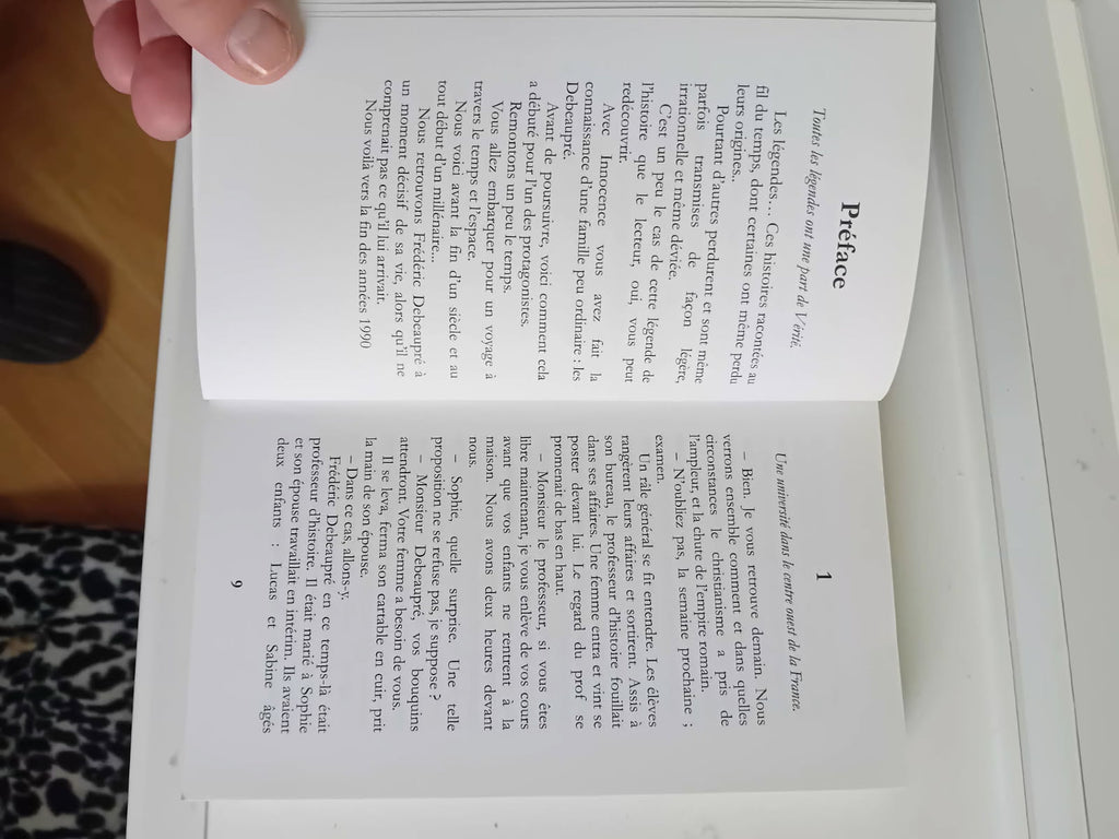 Existences – Un roman fantastique sur les choix, les destins et les mondes invisibles