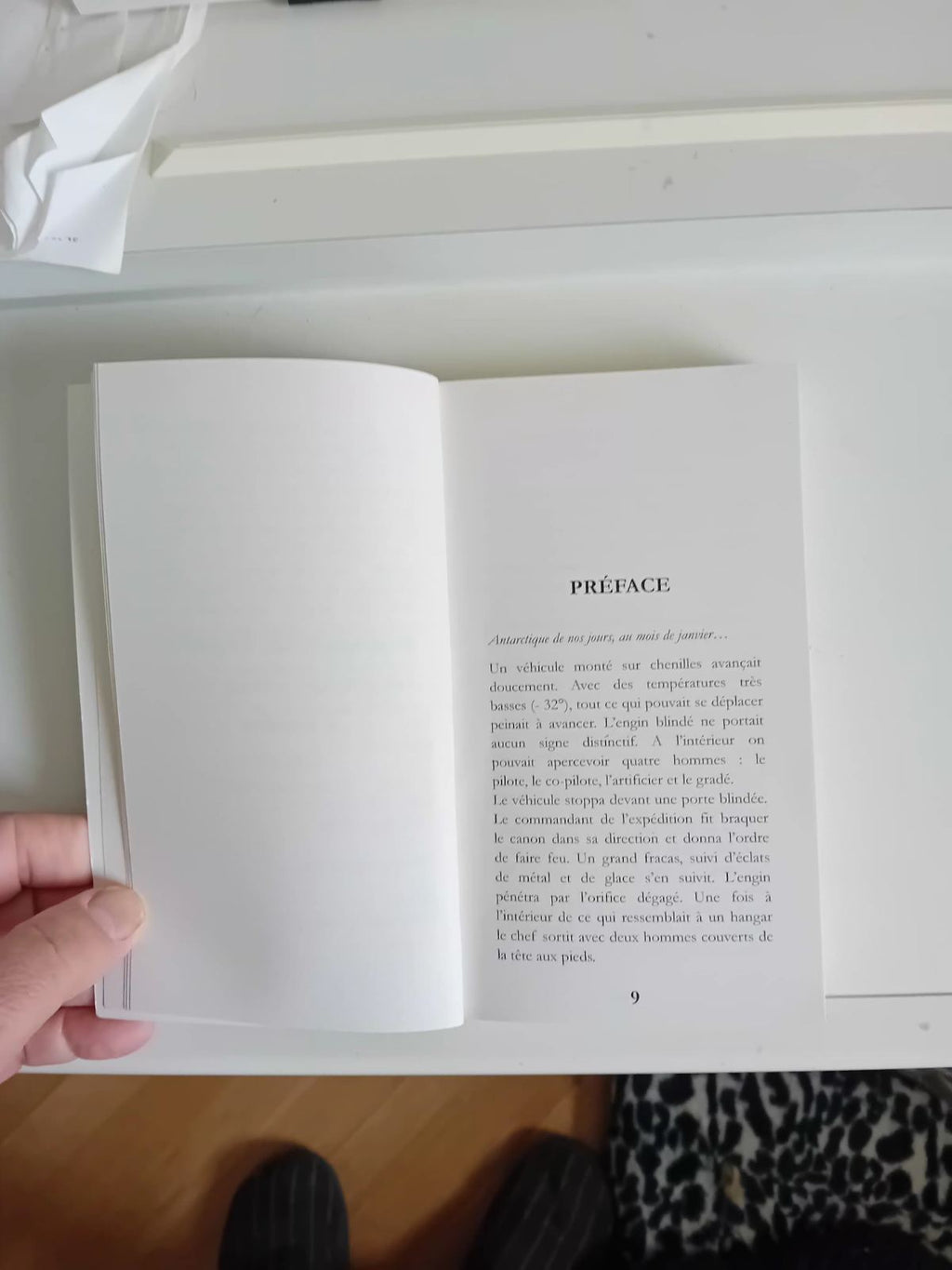 Inattendu – Fièvre dans l’Antarctique | Un thriller sous tension au cœur des glaces